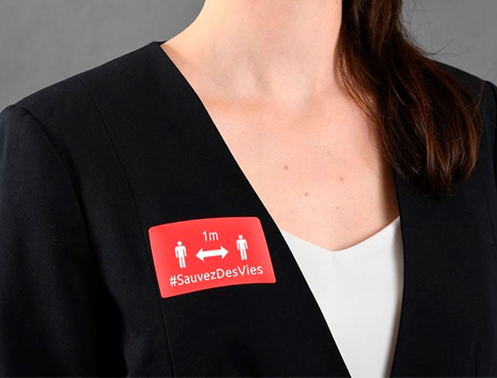 BADGES ADHESIFS AVERY DISTANCE 80X50 ROUGE LOT DE 20