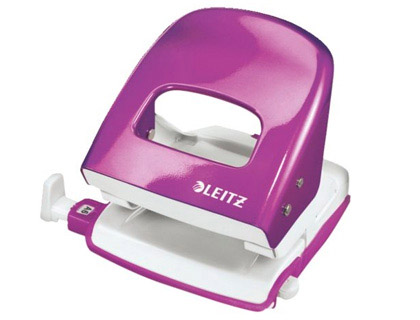 PERFORATEUR LEITZ MTAL CAPACIT PERFORATION 30F 2 TROUS COLORIS VIOLET 107X100X137MM
